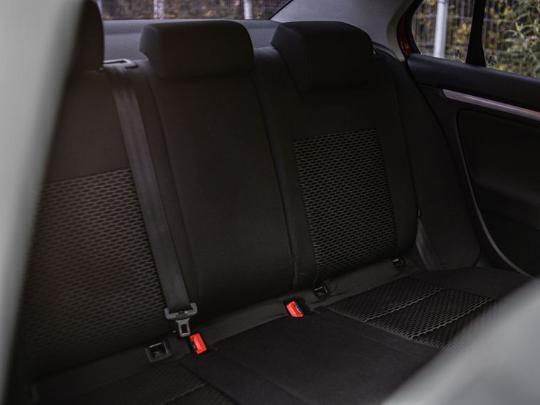 Volkswagen Jetta 2010 года, 203 633 км - вид 11