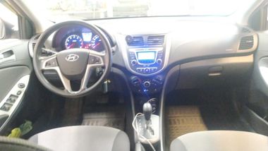 Hyundai Solaris 2011 года, 115 996 км - вид 5