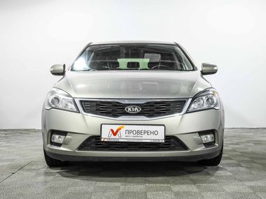 KIA Ceed 2010 года, 175 000 км - вид 4