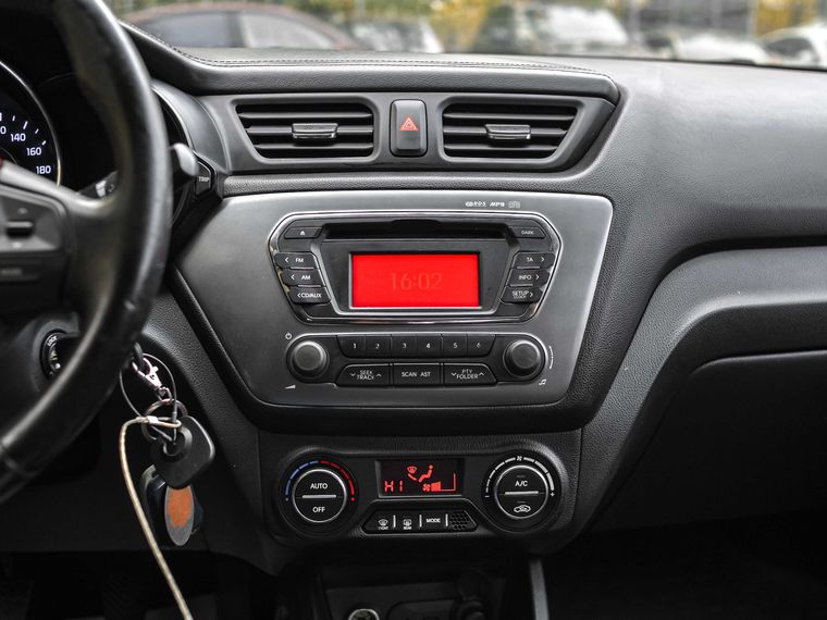 KIA Rio 2012 года, 220 000 км - вид 7