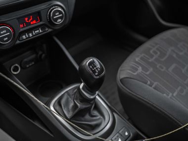 KIA Rio 2012 года, 220 000 км - вид 8