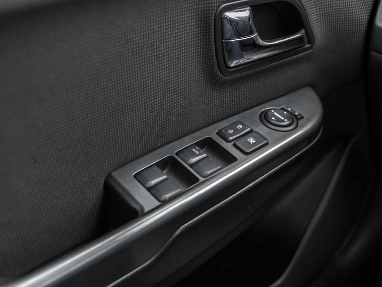 KIA Rio 2012 года, 220 000 км - вид 10