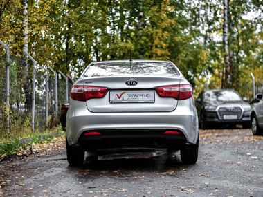 KIA Rio 2012 года, 220 000 км - вид 4