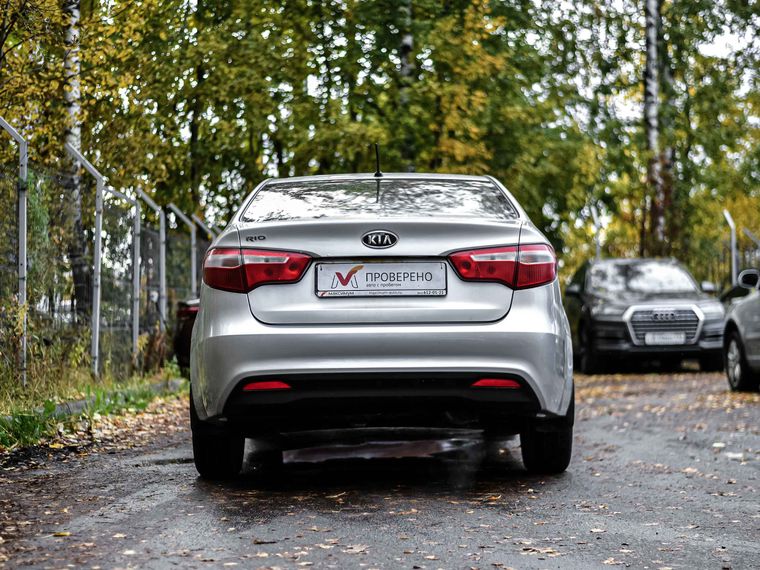 KIA Rio 2012 года, 220 000 км - вид 4