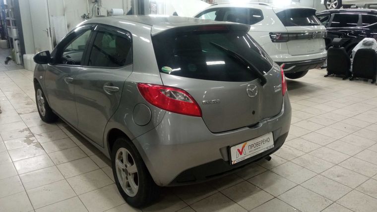 Mazda Demio 2014 года, 233 325 км - вид 4