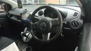 Mazda Demio 2014 года, 233 325 км - вид 6