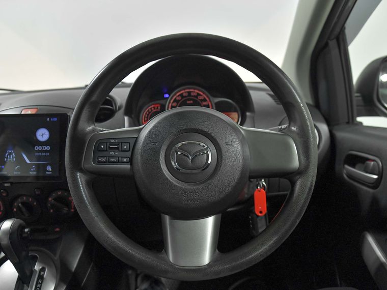 Mazda Demio 2014 года, 233 325 км - вид 8