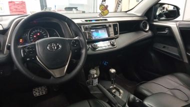 Toyota RAV4 2014 года, 126 595 км - вид 5