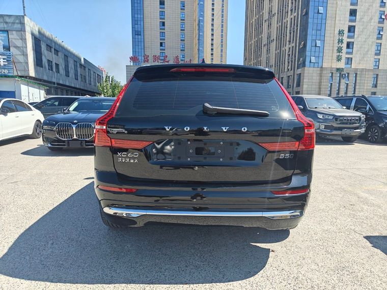 Volvo XC60 2023 года, 3 000 км - вид 9