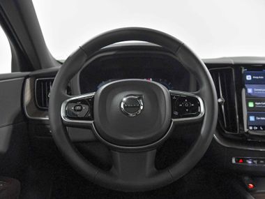 Volvo XC60 2023 года, 3 000 км - вид 12