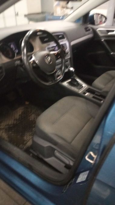 Volkswagen Golf 2013 года, 122 000 км - вид 5