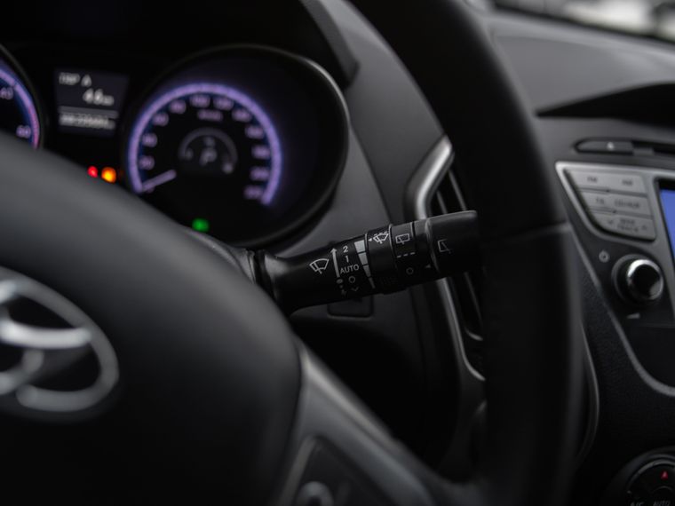 Hyundai ix35 2010 года, 225 000 км - вид 8