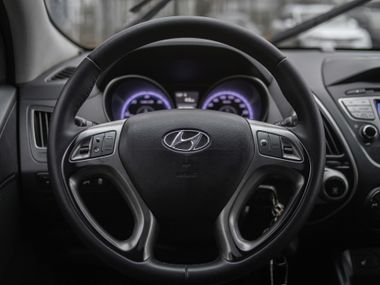 Hyundai ix35 2010 года, 225 000 км - вид 7