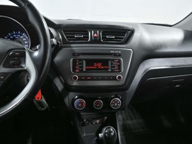 KIA Rio 2015 года, 129 736 км - вид 9