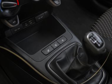 Kia Rio X-Line 2018 года, 97 950 км - вид 8