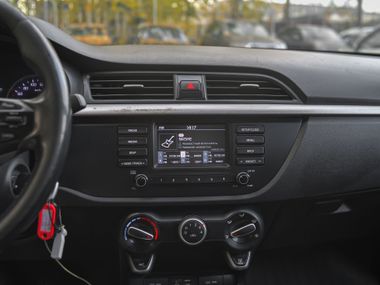 Kia Rio X-Line 2018 года, 97 950 км - вид 7