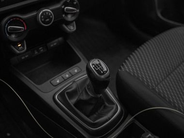 Kia Rio X-Line 2018 года, 97 950 км - вид 8