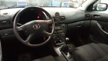 Toyota Avensis 2008 года, 270 000 км - вид 5