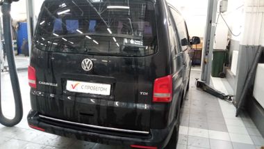 Volkswagen Caravelle 2014 года, 125 267 км - вид 3