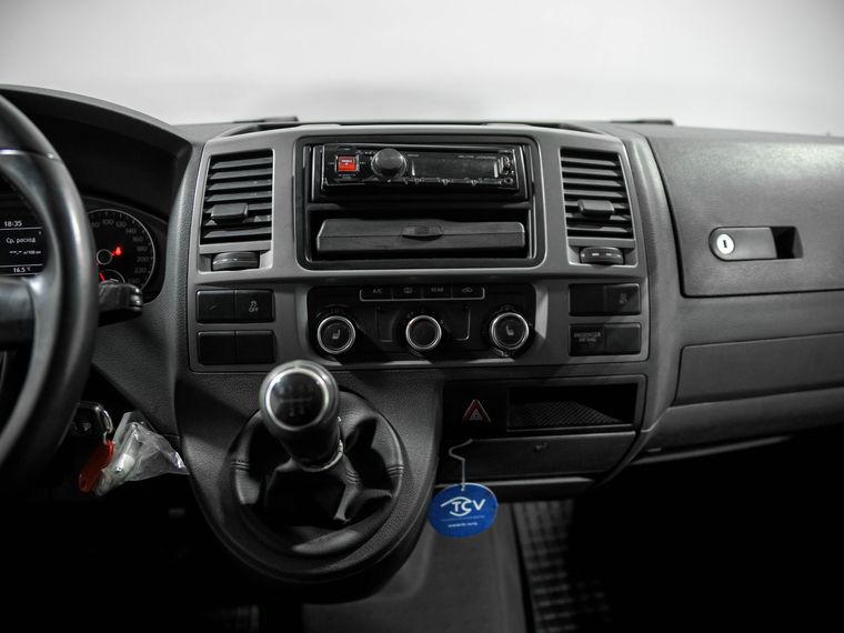 Volkswagen Caravelle 2014 года, 125 267 км - вид 9