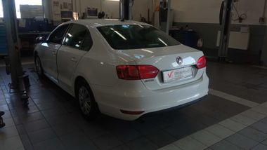 Volkswagen Jetta 2014 года, 174 647 км - вид 4