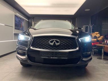 Infiniti QX60 2017 года, 193 454 км - вид 3