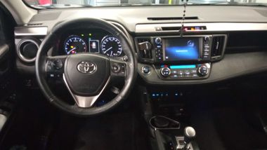 Toyota RAV4 2017 года, 157 000 км - вид 5