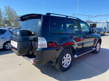 Mitsubishi Pajero 2017 года, 100 137 км - вид 4