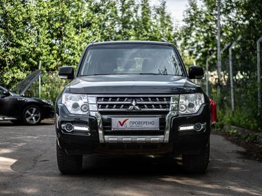 Mitsubishi Pajero 2017 года, 100 137 км - вид 3