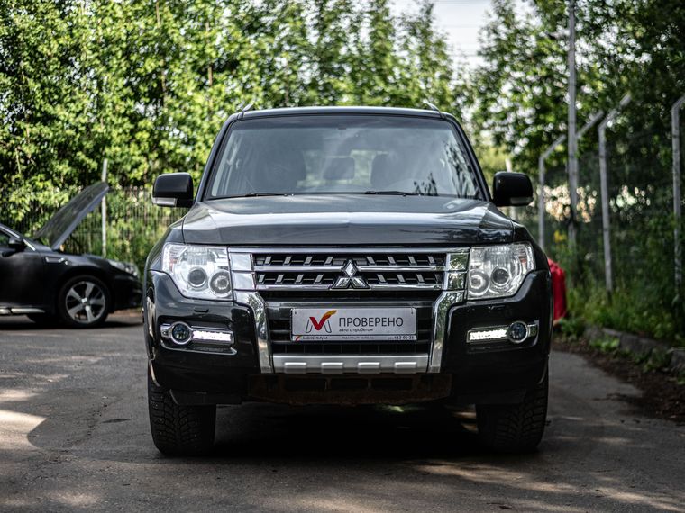 Mitsubishi Pajero 2017 года, 100 137 км - вид 3