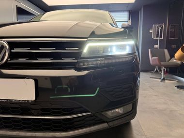 Volkswagen Tiguan 2018 года, 169 432 км - вид 25