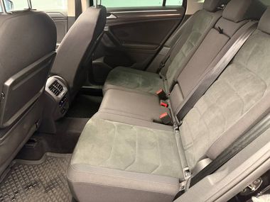 Volkswagen Tiguan 2018 года, 169 432 км - вид 16