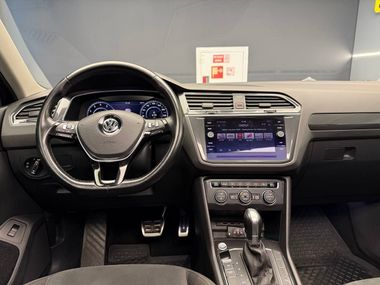 Volkswagen Tiguan 2018 года, 169 432 км - вид 5