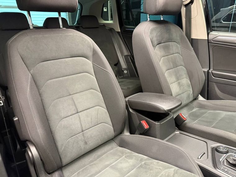 Volkswagen Tiguan 2018 года, 169 432 км - вид 21