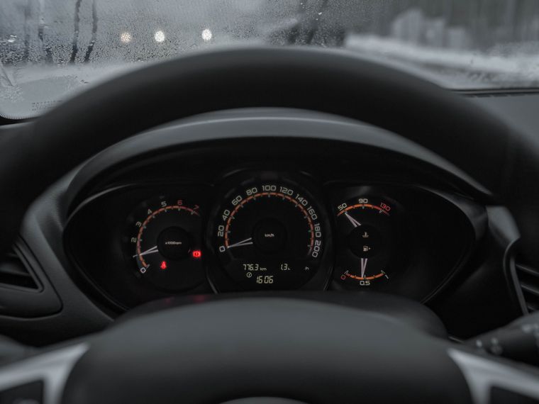 ВАЗ (LADA) Vesta 2018 года, 178 000 км - вид 5