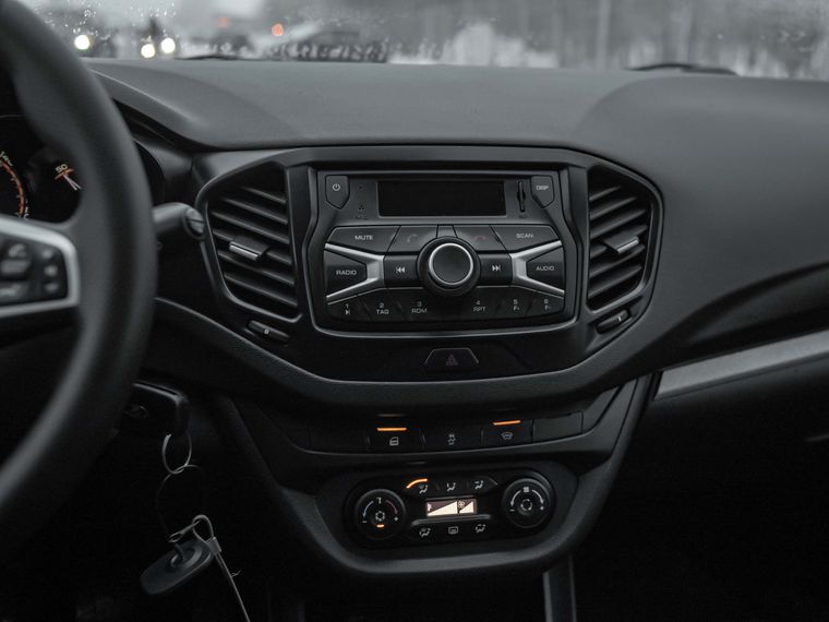 ВАЗ (LADA) Vesta 2018 года, 178 000 км - вид 7