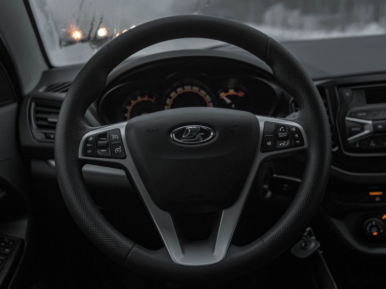 ВАЗ (LADA) Vesta 2018 года, 178 000 км - вид 6