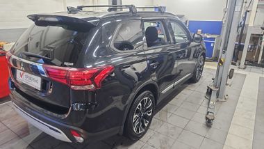 Mitsubishi Outlander 2021 года, 41 732 км - вид 4