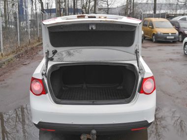 Volkswagen Jetta 2009 года, 255 138 км - вид 12