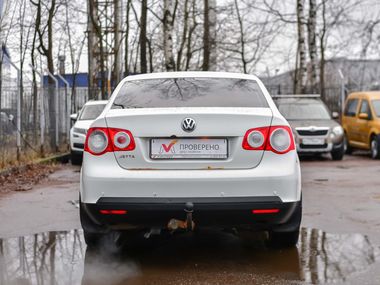 Volkswagen Jetta 2009 года, 255 138 км - вид 4