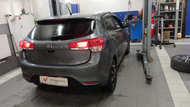 Kia Rio 2016 года, 107 100 км - вид 3