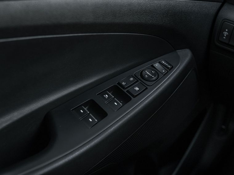 Hyundai Tucson 2017 года, 172 000 км - вид 12