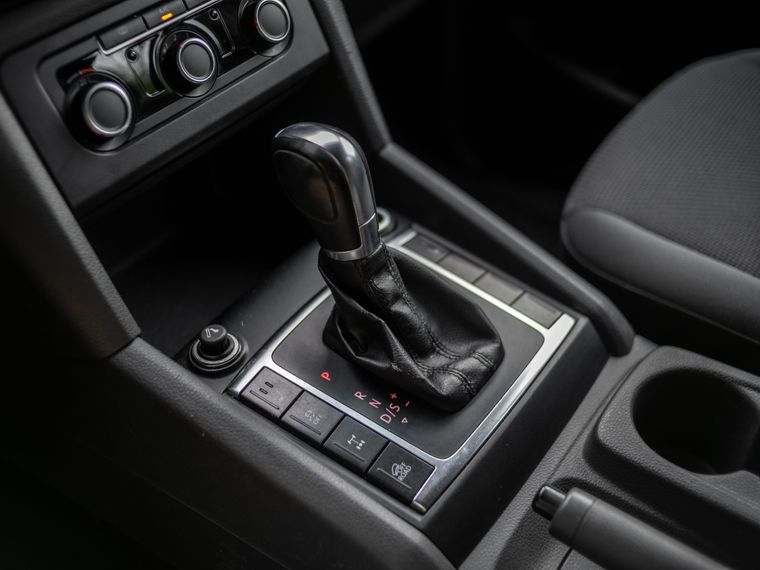 Volkswagen Amarok 2012 года, 469 465 км - вид 8