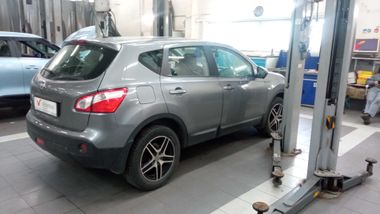 Nissan Qashqai 2013 года, 115 000 км - вид 3
