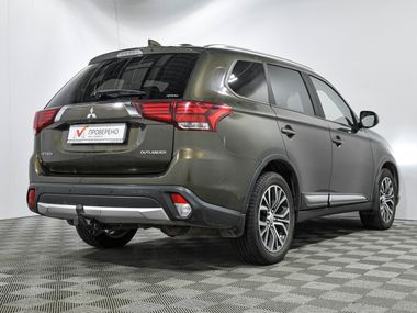 Mitsubishi Outlander 2018 года, 280 813 км - вид 4