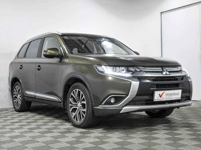 Mitsubishi Outlander 2018 года, 280 813 км - вид 3