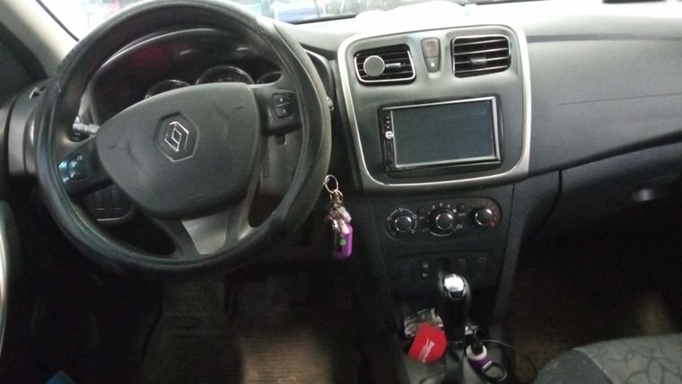 Renault Sandero Stepway 2017 года, 87 300 км - вид 5