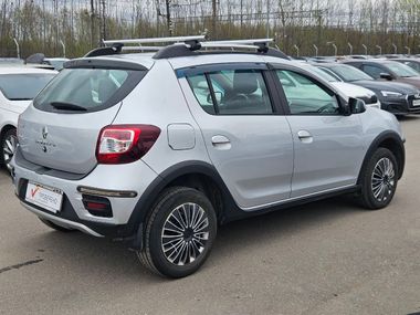 Renault Sandero Stepway 2017 года, 87 300 км - вид 3