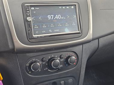 Renault Sandero Stepway 2017 года, 87 300 км - вид 10