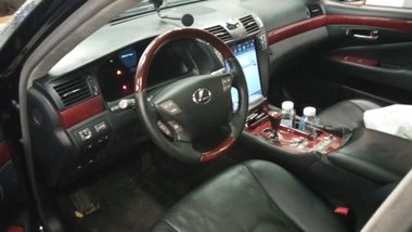 Lexus LS 2007 года, 313 924 км - вид 5